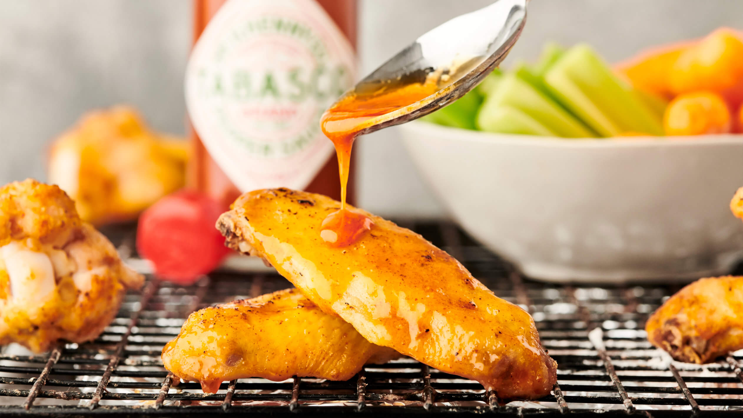 Recette chicken wing sauce piquante.