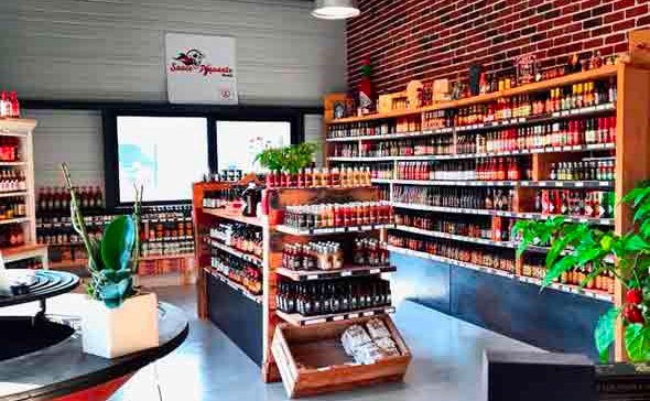 Le plus grand collectionneur de sauces piquantes au monde