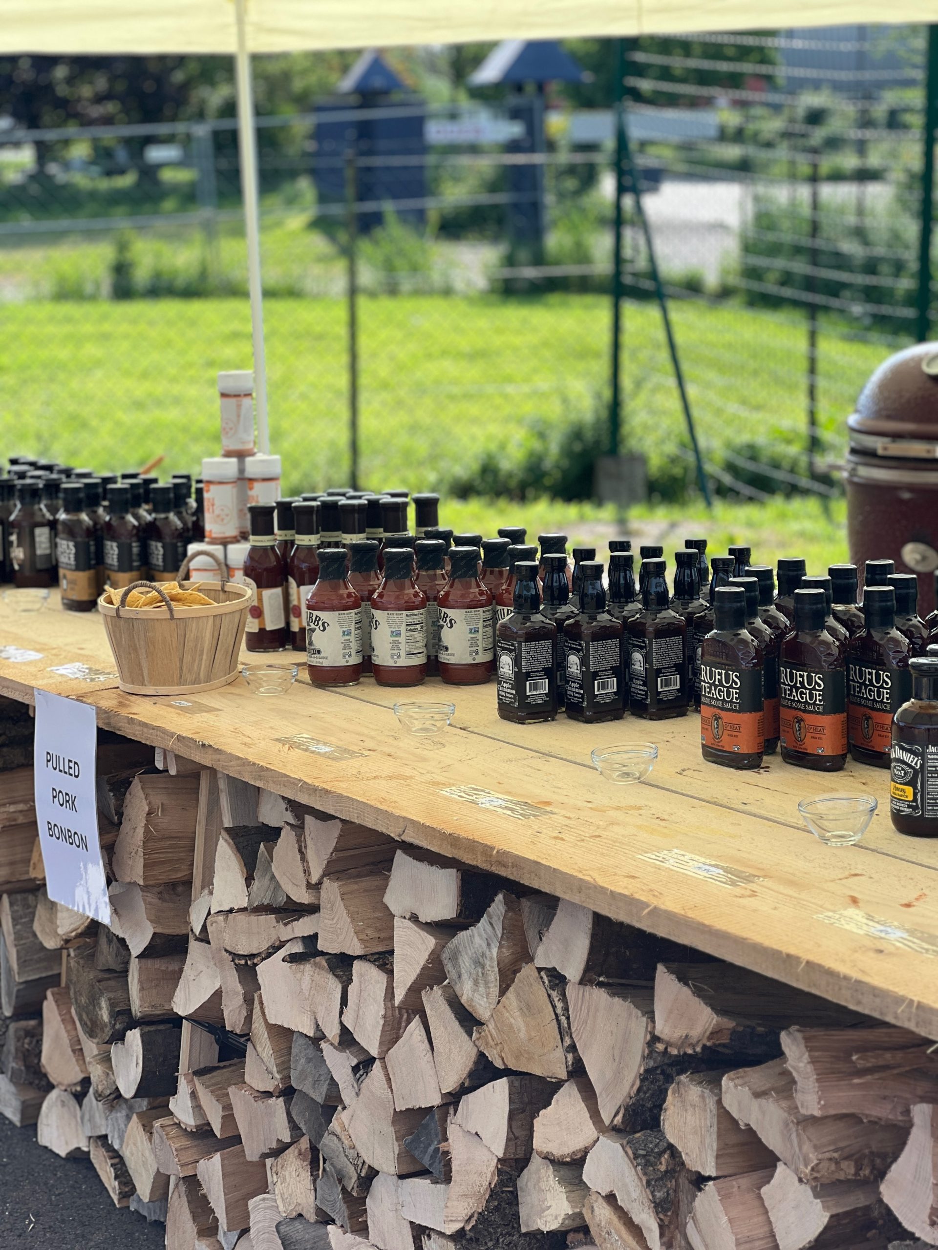 et pendant ce temps chez sauce piquante…