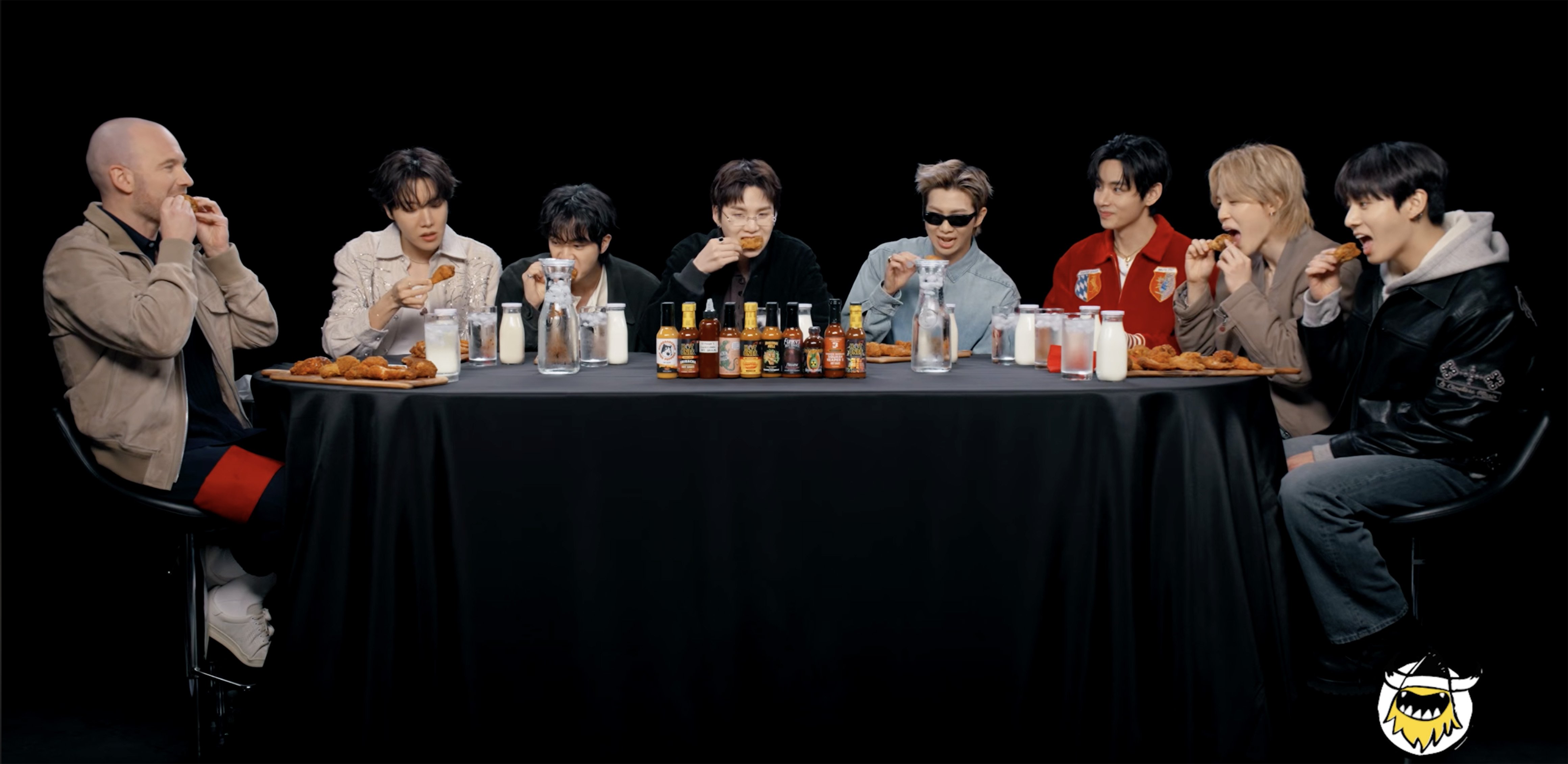Le groupe BTS est passé dans l'émission Hot Ones saison 29, un moment culte !