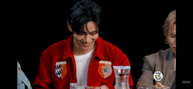Le groupe BTS est passé dans l'émission Hot Ones saison 29 pour un moment mythique et chaud bouillant !