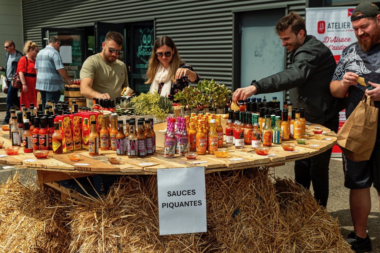 Taste our selection of hot sauces ranging from the mildest to the most powerful!